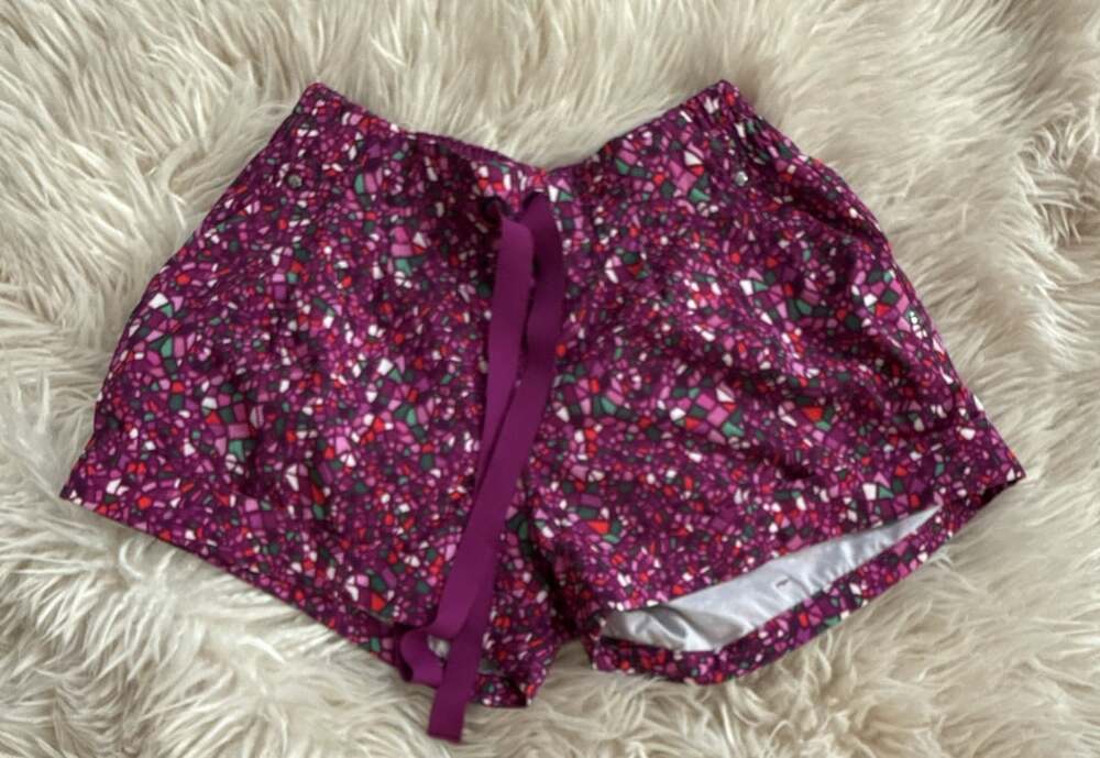 Lululemon Spring Break Away Shorts Mosaic Multi Size 6